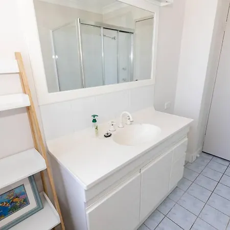 Sunrise @ The Point - Lovely 2 Bdr Unit With Pool Soldiers Point Exterior photo