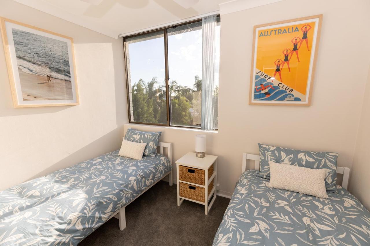 Sunrise @ The Point - Lovely 2 Bdr Unit With Pool Apartment *