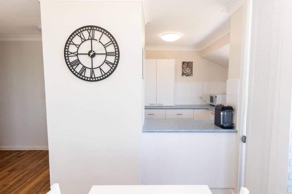 Sunrise @ The Point - Lovely 2 Bdr Unit With Pool Apartment